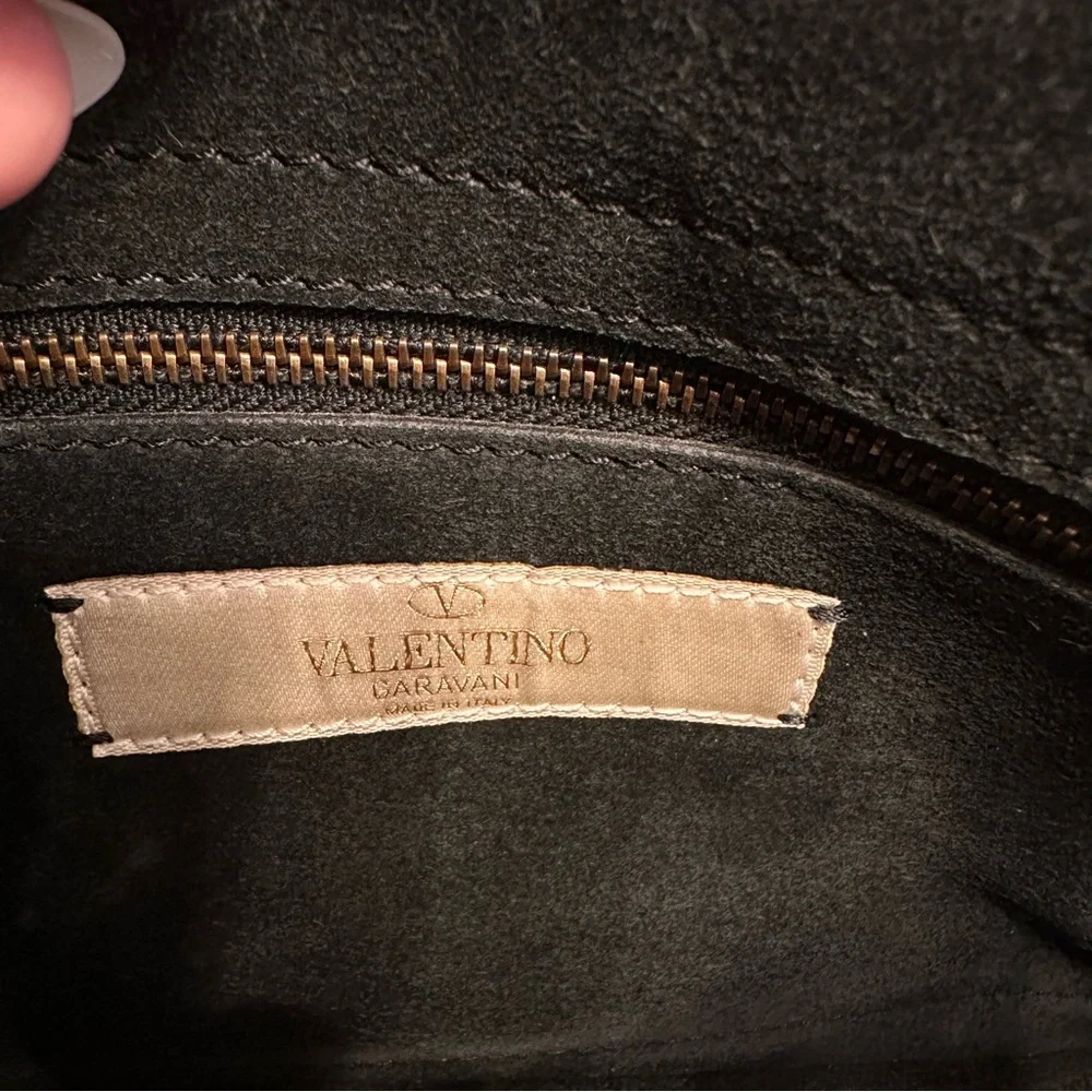 Valentino Garavani Rockstud calfskin leather clutch bag with beaded handle w COA - Picture 10 of 10